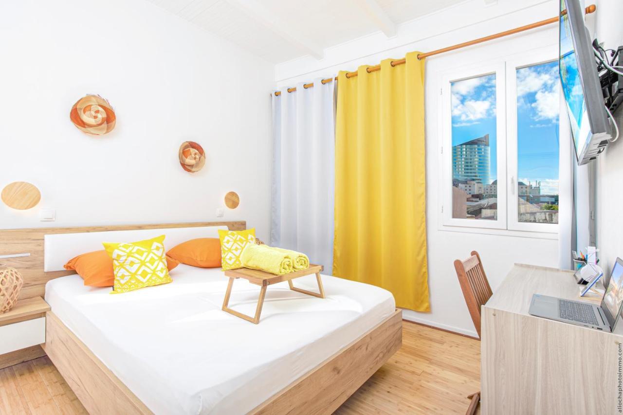 פור-דה-פראנס Foyal Suites מראה חיצוני תמונה